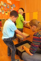 /album/a22-3-vytvarna-dilna-rucni-vyroba-papiru/rucni-vyroba-papiru-10-jpg/